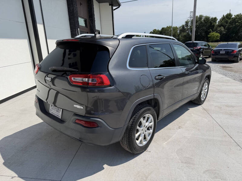 2016 Jeep Cherokee Latitude