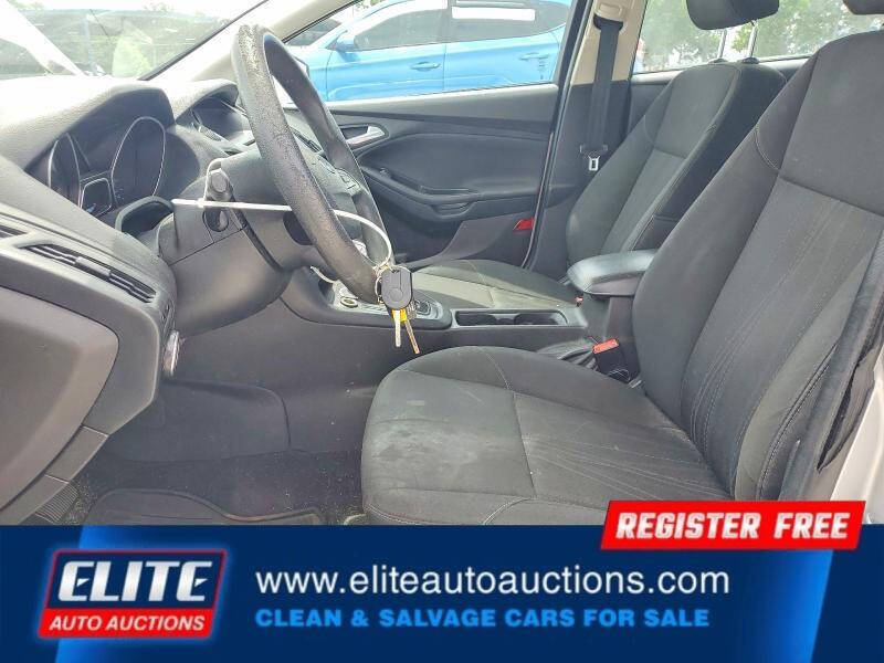 2015 Ford Focus SE