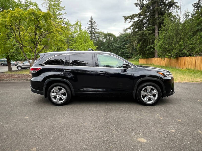 2016 Toyota Highlander Limited