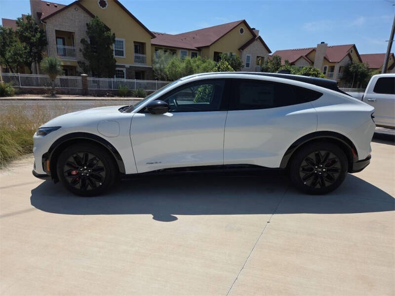 2025 Ford Mustang Mach-E GT