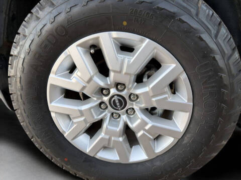 2022 Nissan Frontier SV