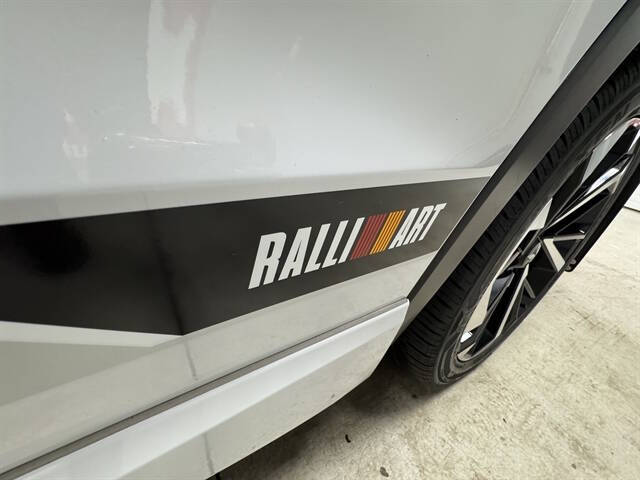 2023 Mitsubishi Outlander PHEV Ralliart