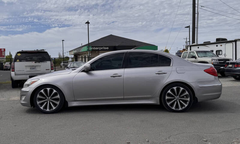 Used 2013 Hyundai Genesis 5.0 R-Spec with VIN KMHGC4DH2DU242781 for sale in Spokane, WA