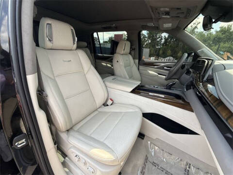2023 Cadillac Escalade ESV Premium Luxury Platinum
