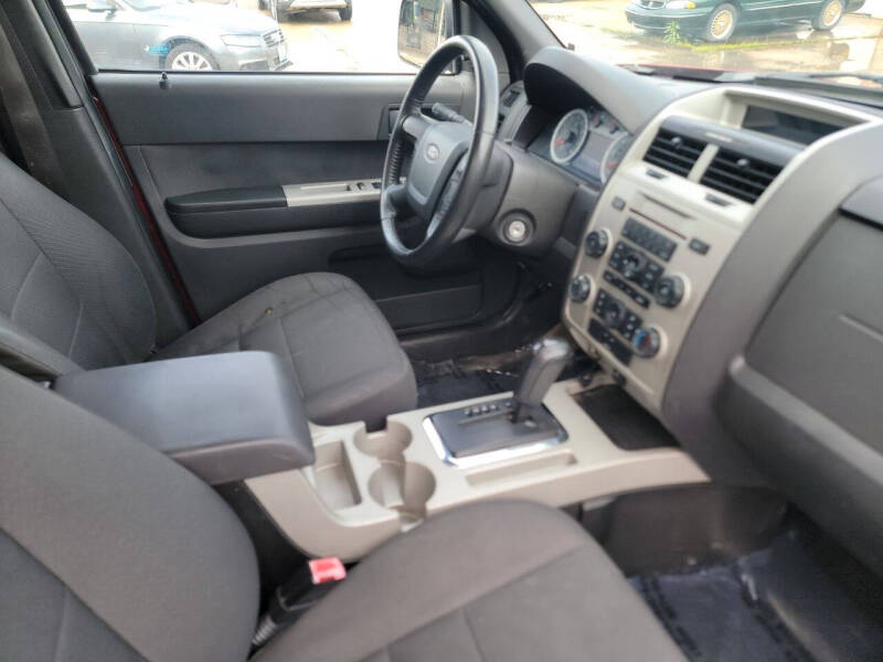 2010 Ford Escape XLS