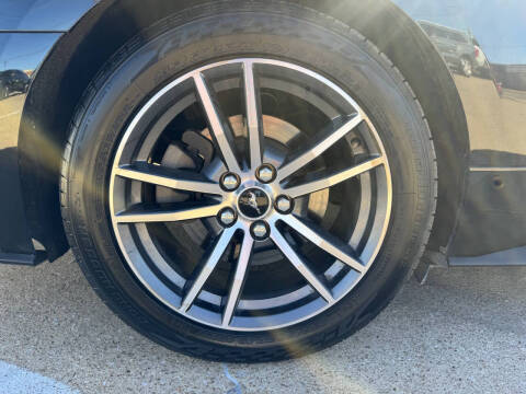 2016 Ford Mustang EcoBoost Premium