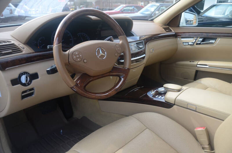 2011 Mercedes-Benz S-Class S 550