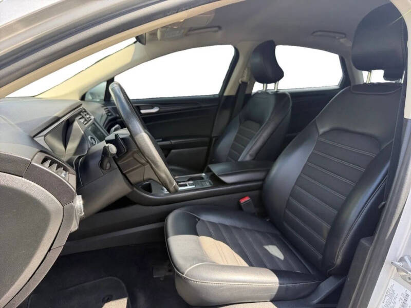 2018 Ford Fusion SE