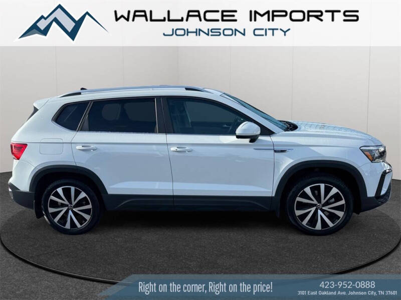 2022 Volkswagen Taos SE 4Motion