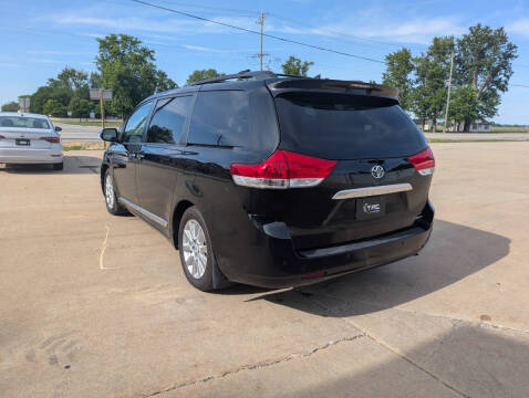 2011 Toyota Sienna Limited 7-Passenger