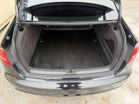 2013 Audi A4 2.0T quattro Prestige