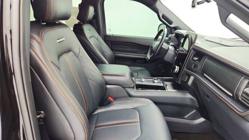 2023 Ford Expedition Platinum