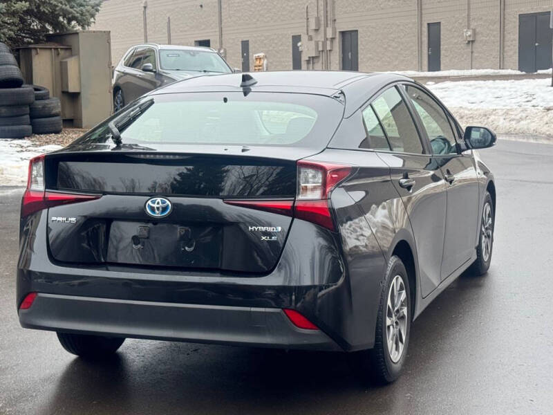 2019 Toyota Prius XLE