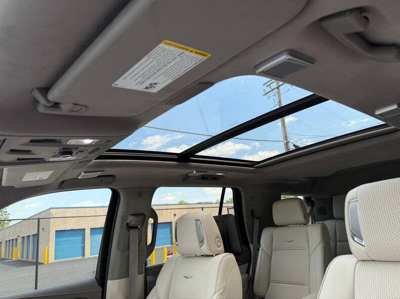 2024 Cadillac Escalade Sport Platinum