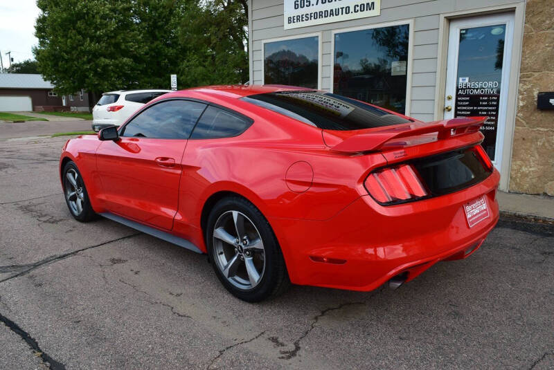 2016 Ford Mustang EcoBoost Premium