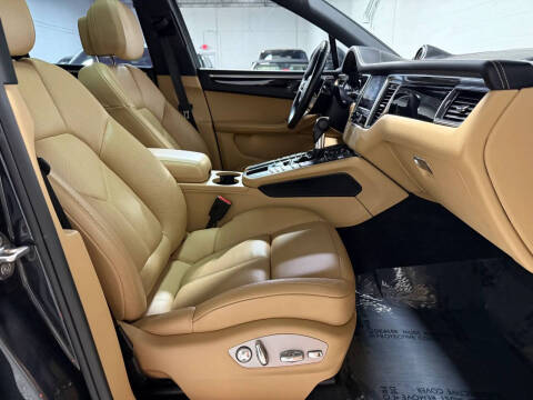 2018 Porsche Macan S