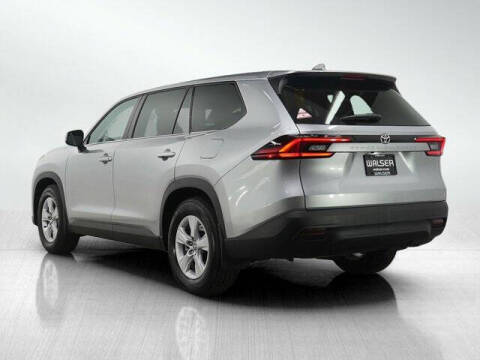 2025 Toyota Grand Highlander LE