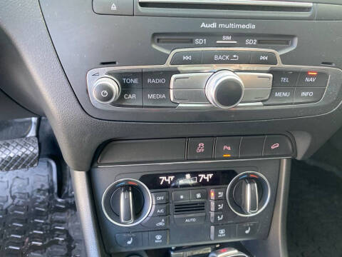 2016 Audi Q3 2.0T quattro Premium Plus