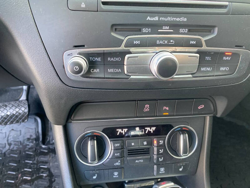 2016 Audi Q3 2.0T quattro Premium Plus