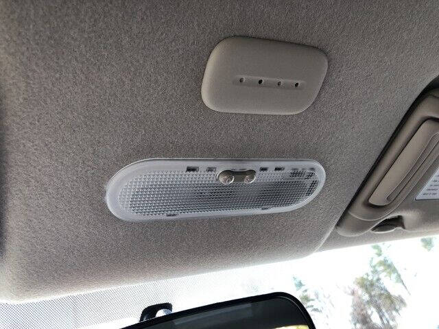 2019 Nissan Versa S Plus