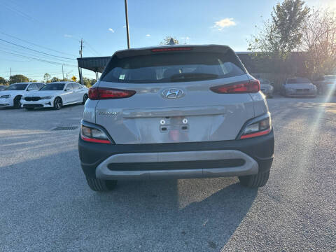 2023 Hyundai Kona SE