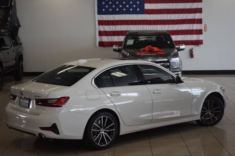 2019 BMW 3 Series 330i