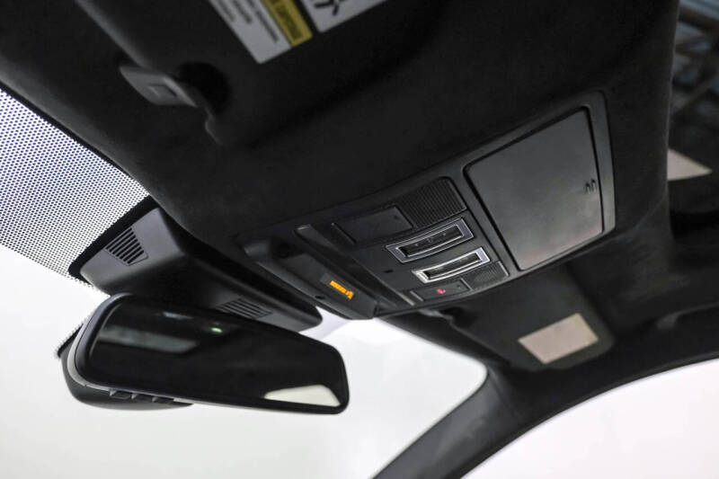 2018 Jaguar F-PACE S