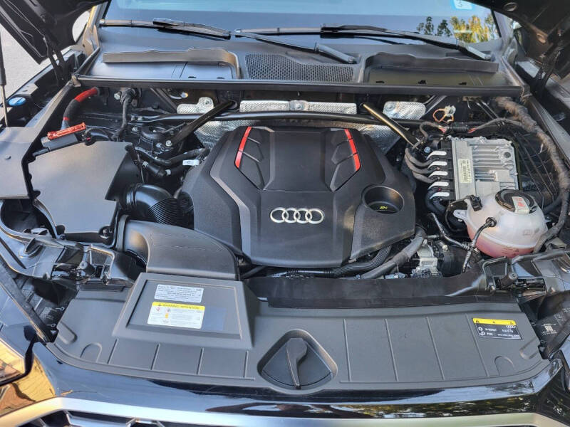 2022 Audi SQ5 3.0T quattro Premium Plus