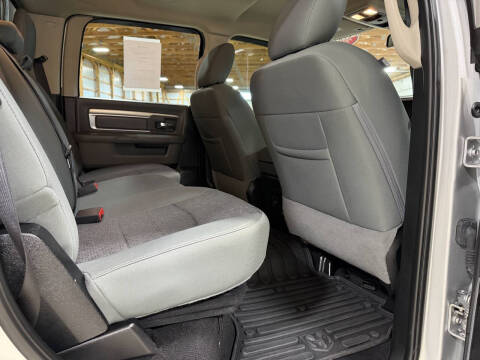 2018 RAM 1500 SLT