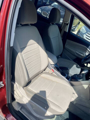 2015 Ford Escape SE