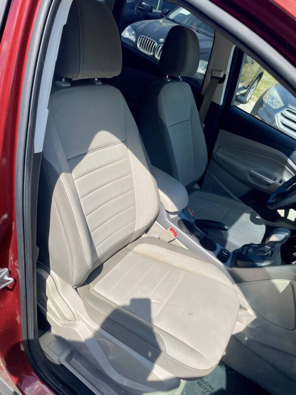 2015 Ford Escape SE