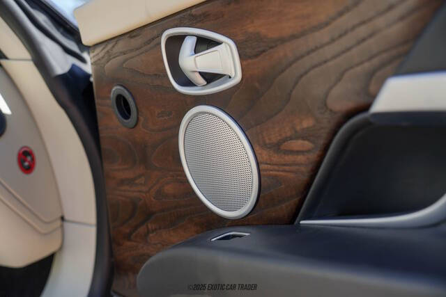 2020 Aston Martin DB11 Volante