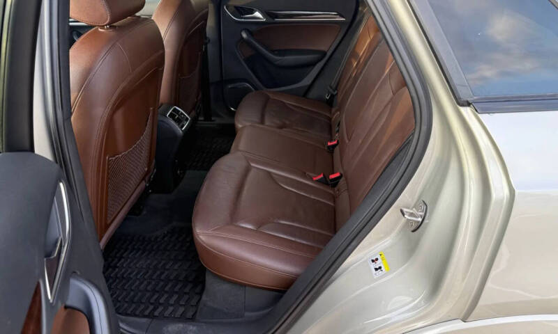 2017 Audi Q3 2.0T quattro Prestige