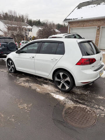 2017 Volkswagen Golf TSI S