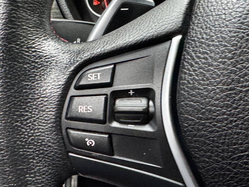 2017 BMW 3 Series 330i xDrive Gran Turismo