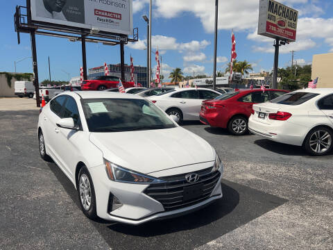 2020 Hyundai Elantra for sale at MACHADO AUTO SALES in Miami FL