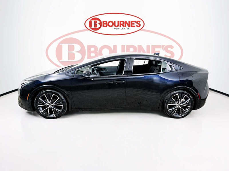 2025 Toyota Prius XLE