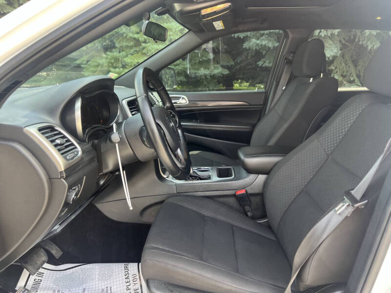 2021 Jeep Grand Cherokee Laredo E