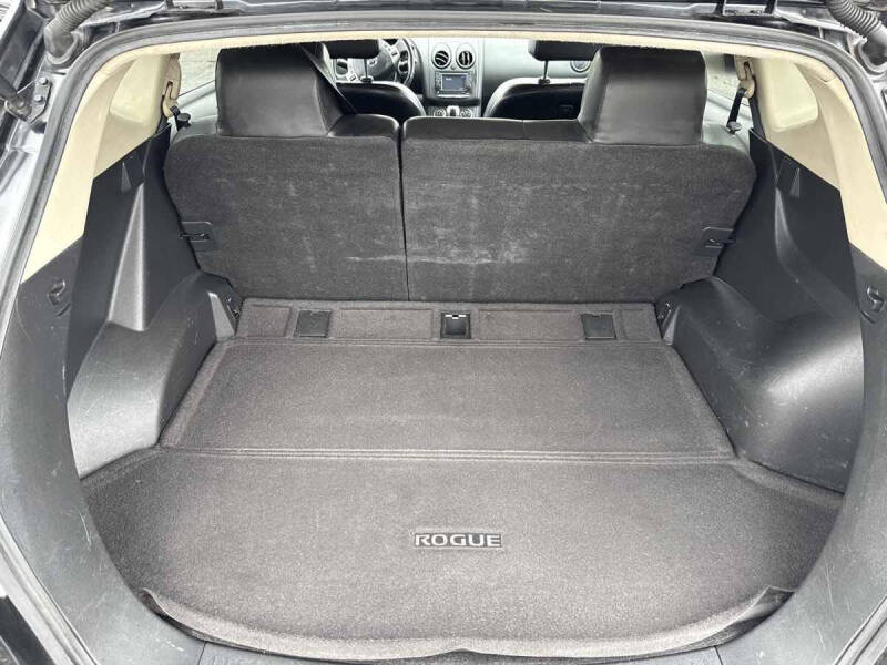 2013 Nissan Rogue SV w/SL Package
