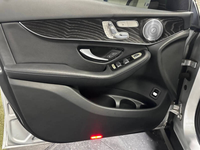 2018 Mercedes-Benz GLC GLC 300 4MATIC