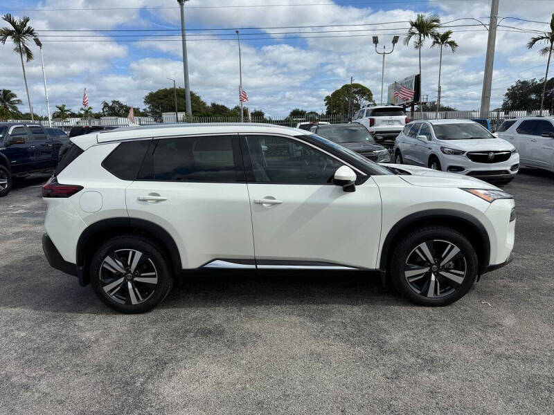 2021 Nissan Rogue SL