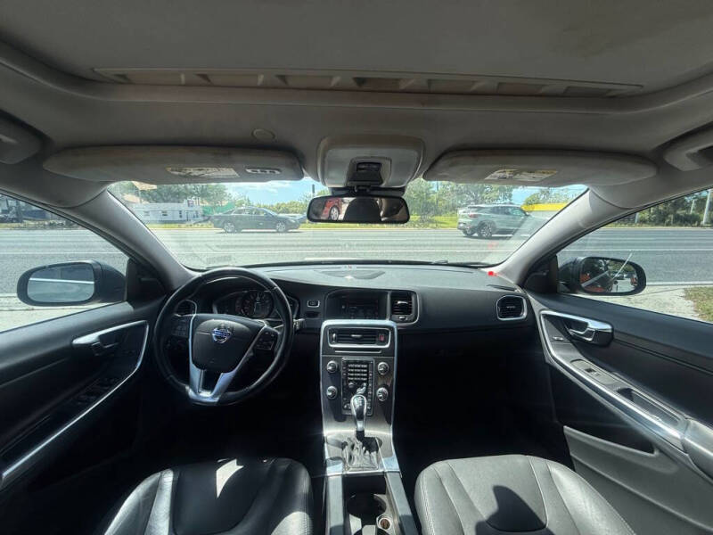 2015 Volvo S60 T5 Drive-E Platinum