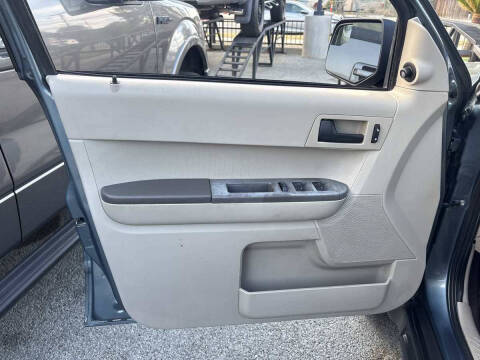 2012 Ford Escape XLS