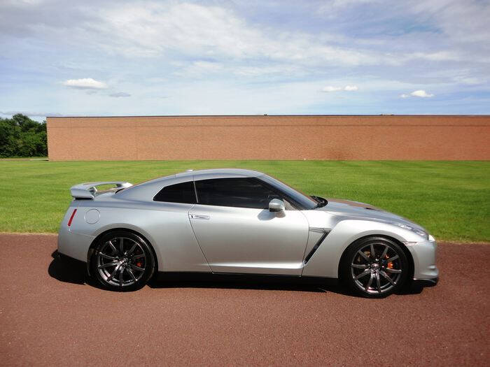 2011 Nissan GT-R Premium