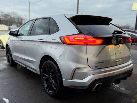 2019 Ford Edge ST