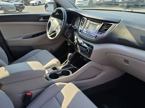 2017 Hyundai Tucson SE