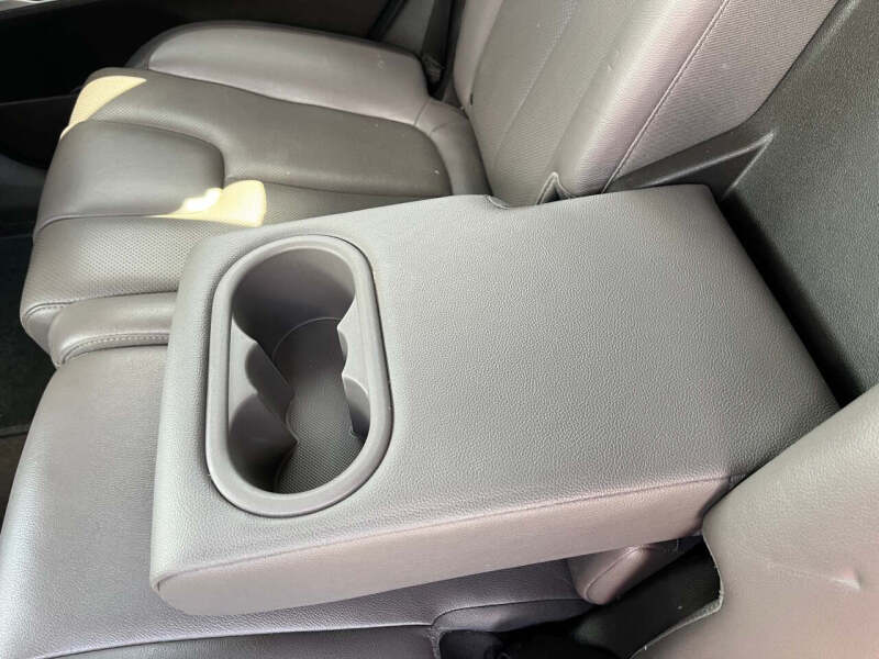 2019 Hyundai Santa Fe Ultimate 2.4L
