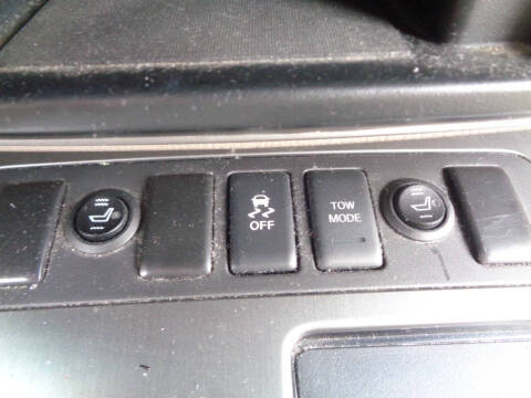 2014 Nissan Armada SV