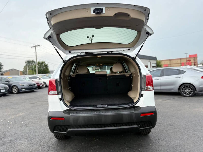 2013 Kia Sorento LX