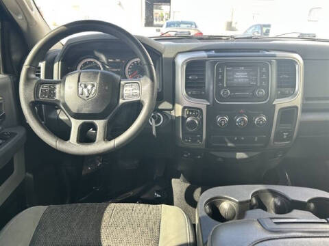 2018 RAM 1500 SLT
